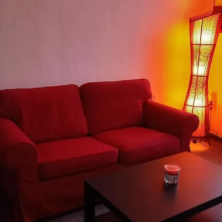 Maisonnette Avec Courette Bernay (Eure)