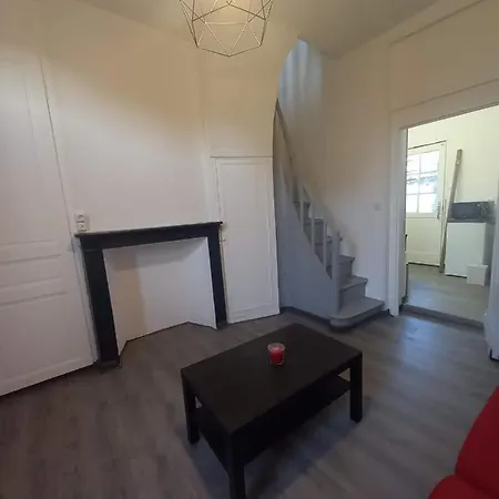 Maisonnette Avec Courette Hébergement de vacances *