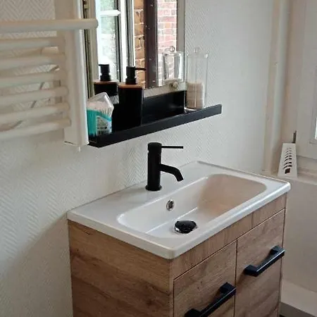 Maisonnette Avec Courette Hébergement de vacances